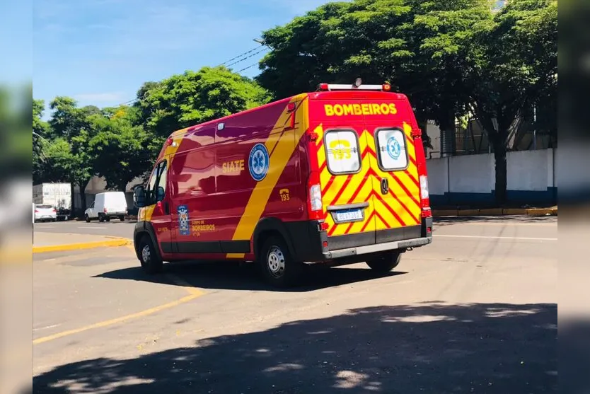 Jovem fica ferido após acidente em avenida de Apucarana