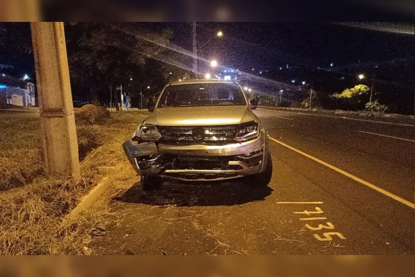 Motorista abandona Porsche após colisão traseira na BR-369