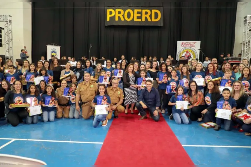 PROERD: Apucarana renova convênio de programa