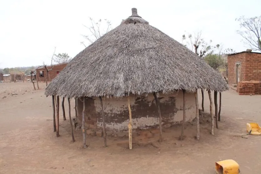 Padre de Apucarana enfrenta desafio humanitário na África