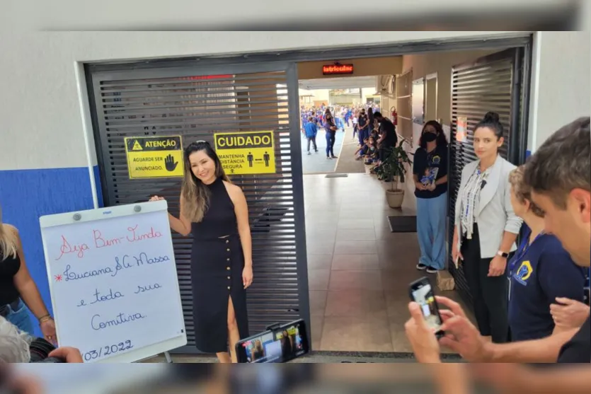 Prefeito e Luciana Massa visitam o Projeto Crescer