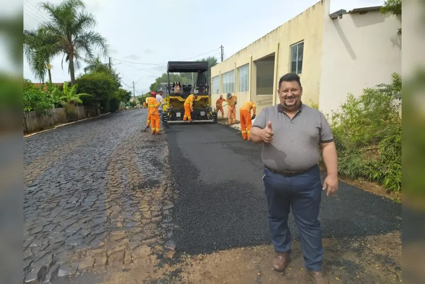 Rio Branco do Ivaí realiza melhorias em ruas