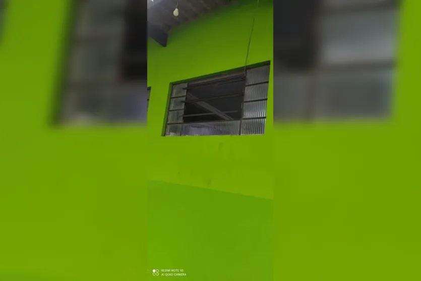  A janela do projeto, por onde o rapaz entrou no prédio 