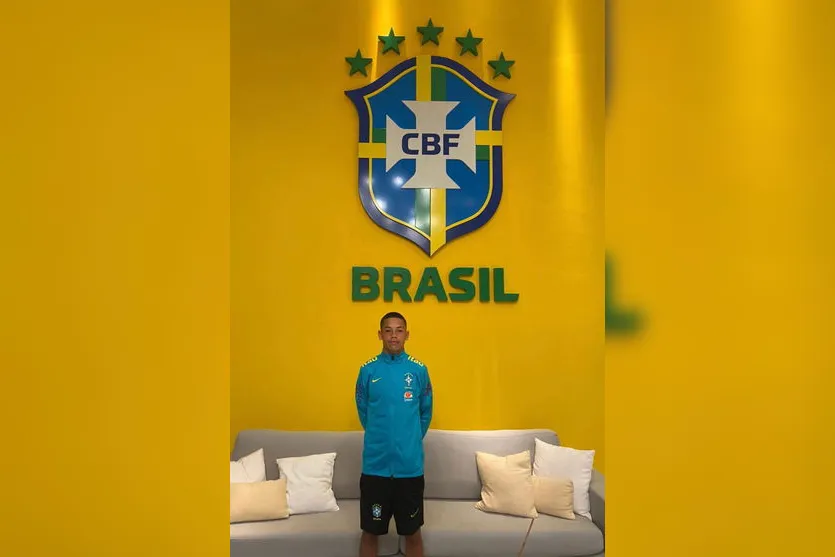 Apucaranense assina contrato de 3 anos com o Grêmio