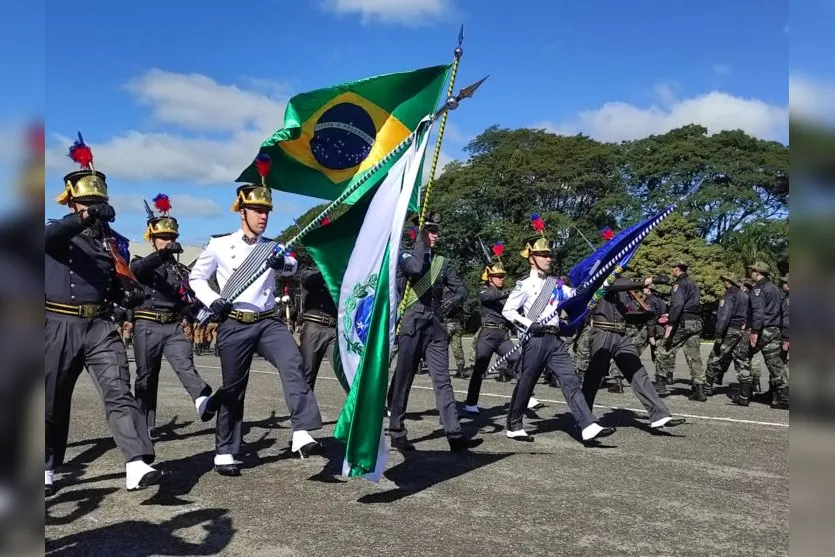 Beto Preto é condecorado com a medalha Coronel Sarmento