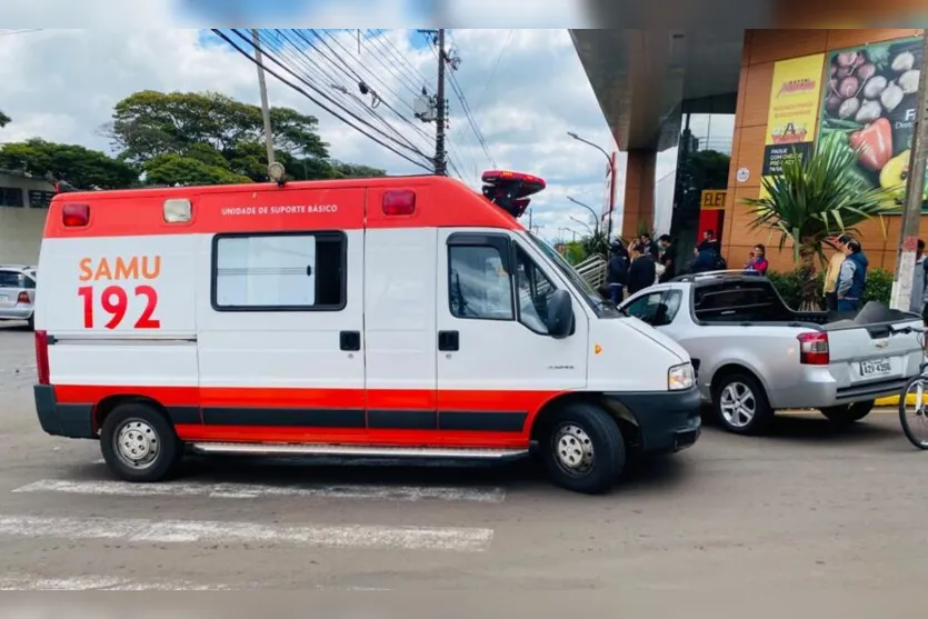 Câmera flagra batida entre carros na Avenida Minas Gerais