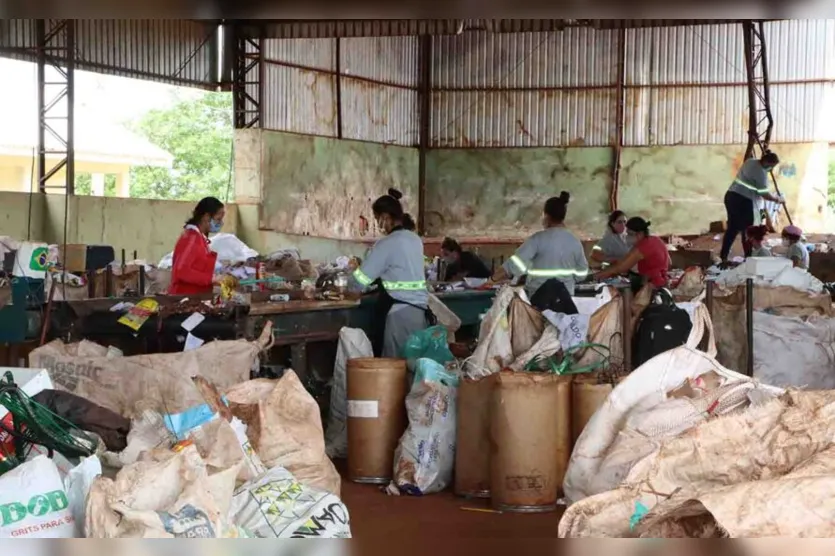  Caravana da Reciclagem será nos 11 Centros Municipais de Educação Infantil (CMEI) e nas 10 Escolas Municipais. 