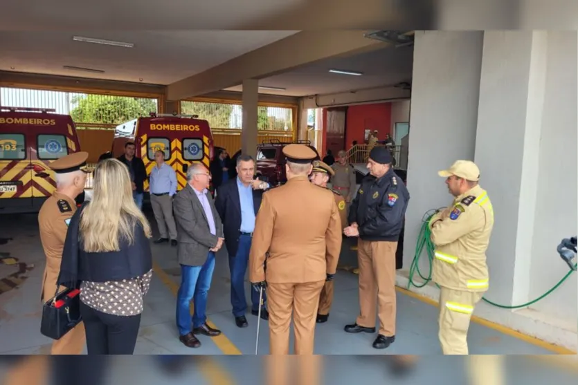 Corpo de Bombeiros de Apucarana troca de comando nesta manhã