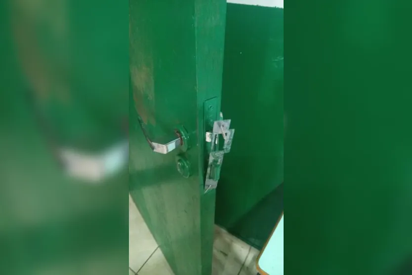 Criminoso invade escola e coloca fogo em uma das salas no PR