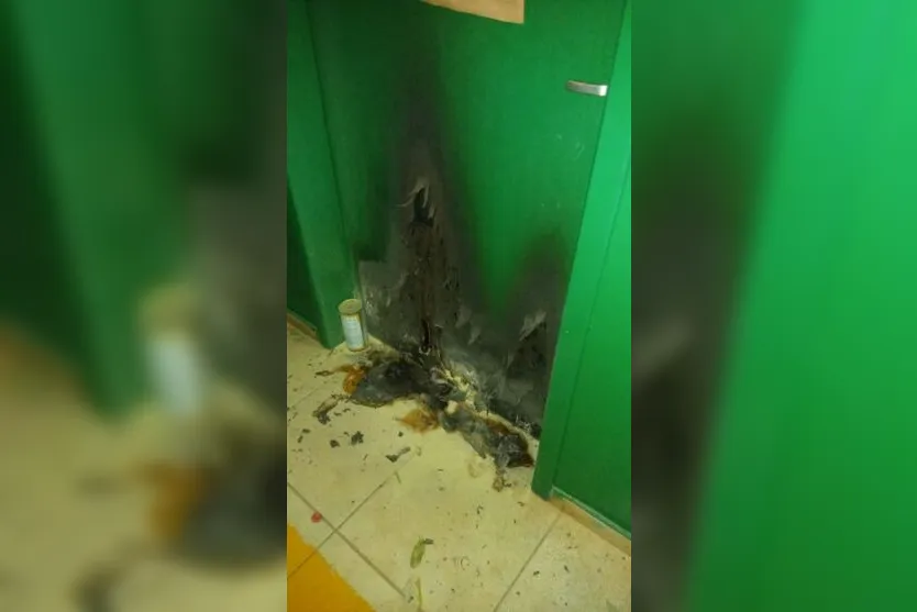 Criminoso invade escola e coloca fogo em uma das salas no PR