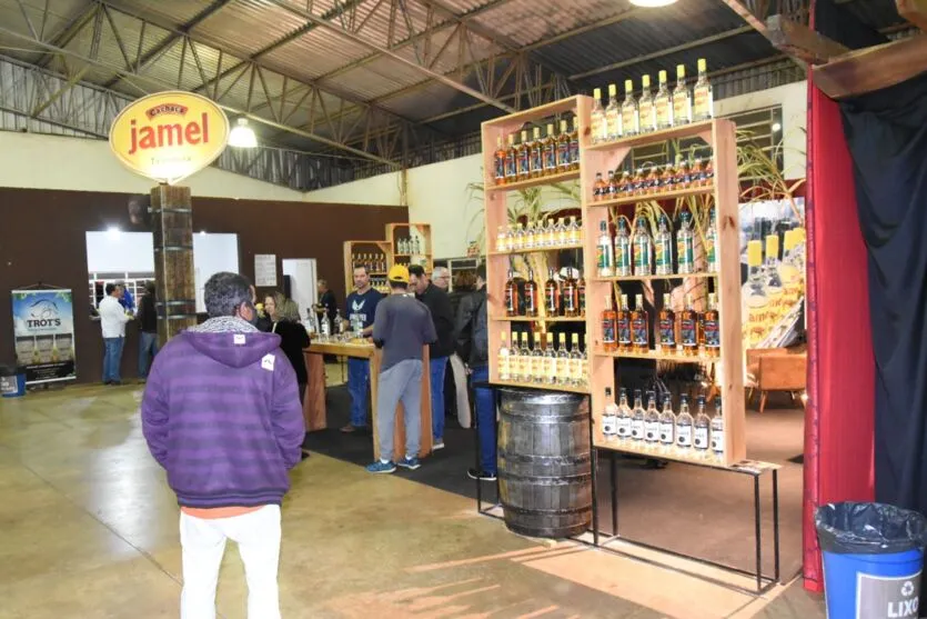 Festival da Cachaça recebeu 10 mil pessoas em 2 dias