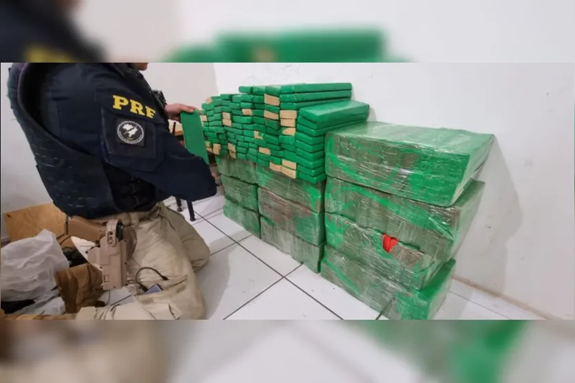 PRF apreende mais de 300 kg de maconha em Santa Mariana