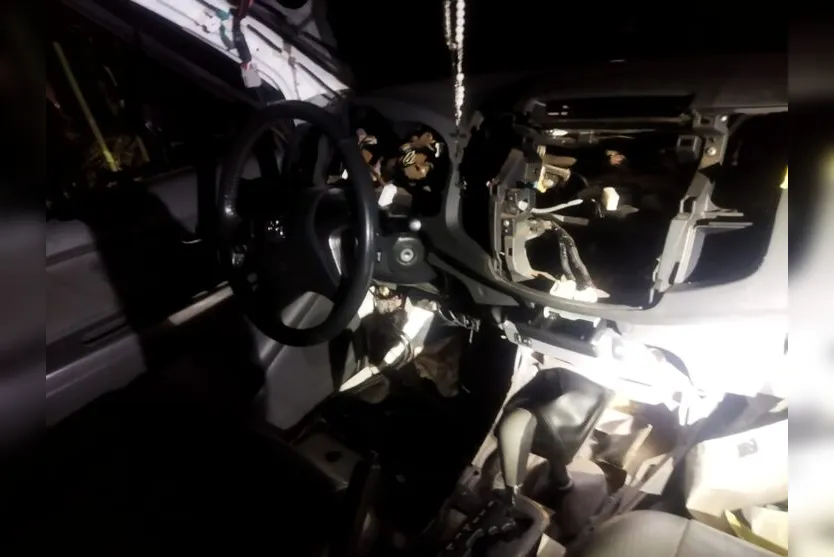 Polícia Militar de Mauá da Serra recupera Hilux roubada