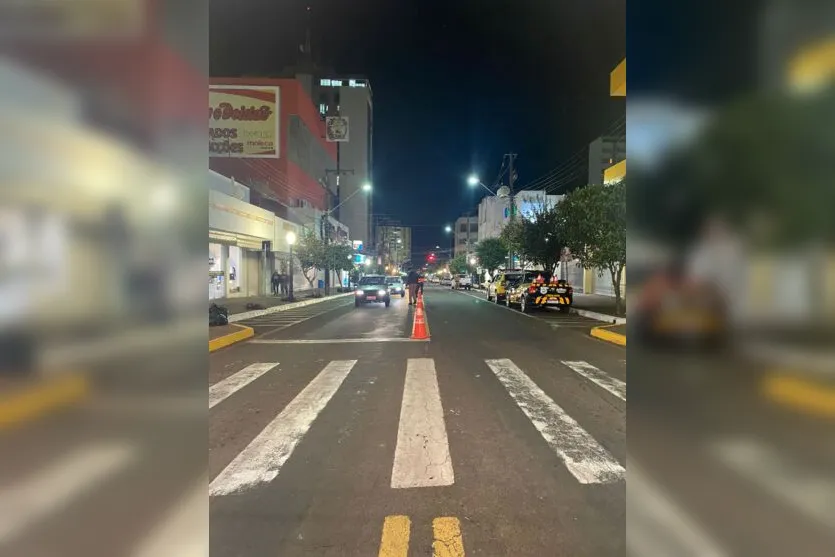 Polícia Militar realiza operação no centro de Apucarana