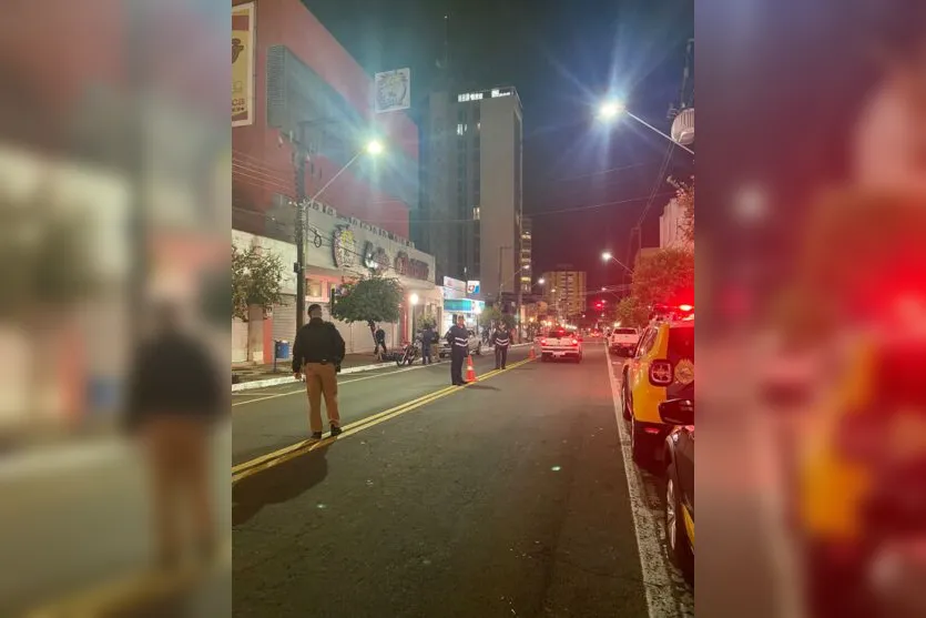 Polícia Militar realiza operação no centro de Apucarana