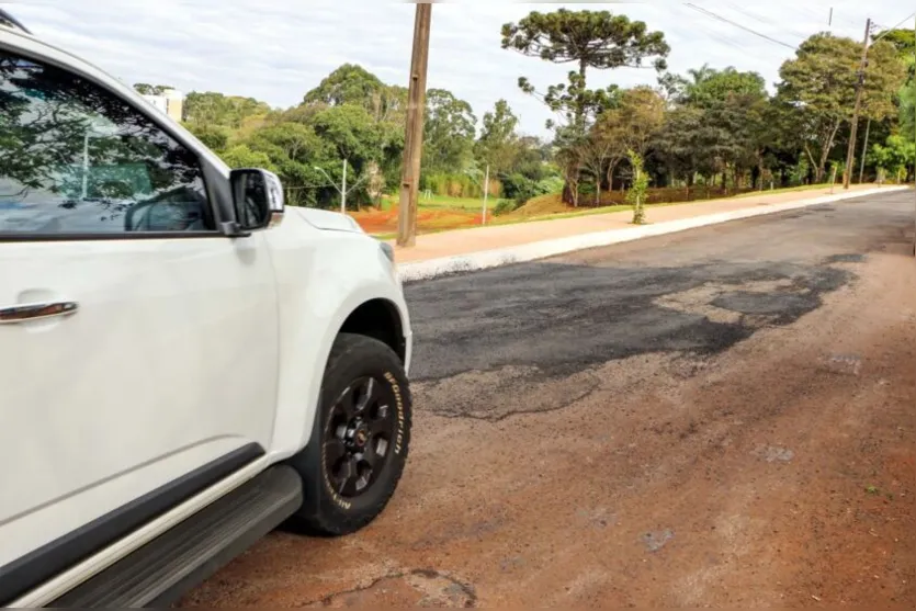 Prefeitura faz recuperação de ruas em bairros de Apucarana