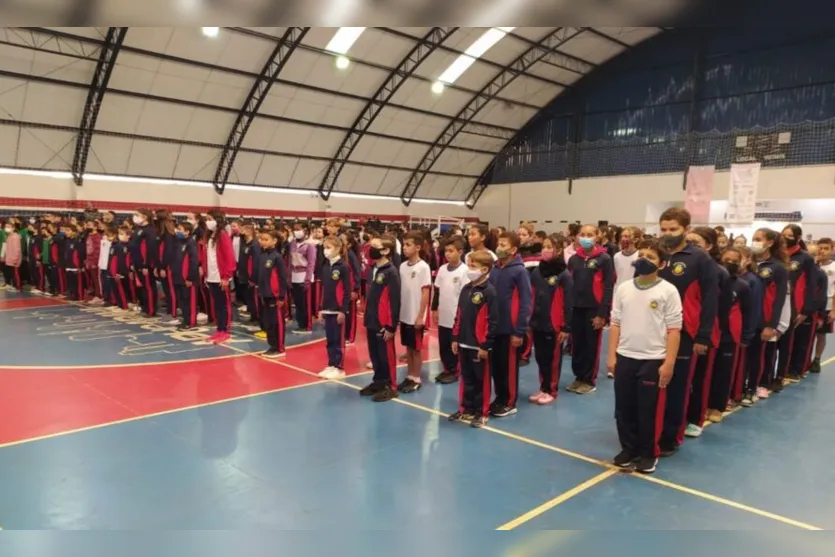 4º Festival do Dragão reúne 400 alunos no 'Áureo Caixote' em Apucarana