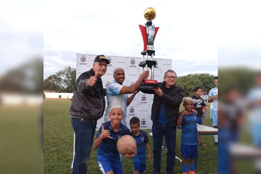  Aconteceu neste domingo (19), a final da 1ª Copa José Nilo de Carvalho no Estádio Amante Felipeto em Rio Bom 