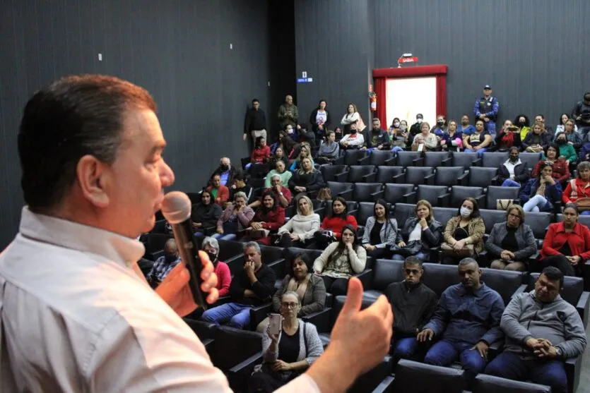 Arapongas realiza palestra pela Semana do Meio Ambiente
