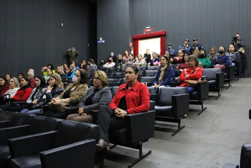 Arapongas realiza palestra pela Semana do Meio Ambiente