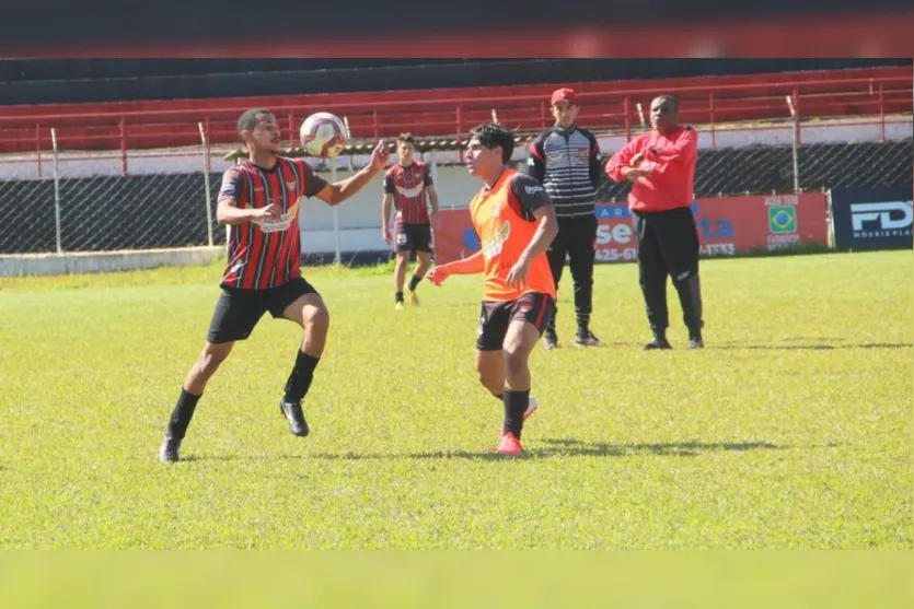 Equipe do Sub-20 durante treinamento no Olímpio Barreto 