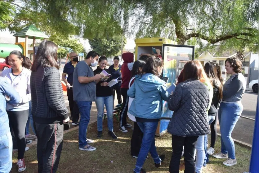 Jardim Alegre inaugura segunda ‘Geladeira Cultural; assista