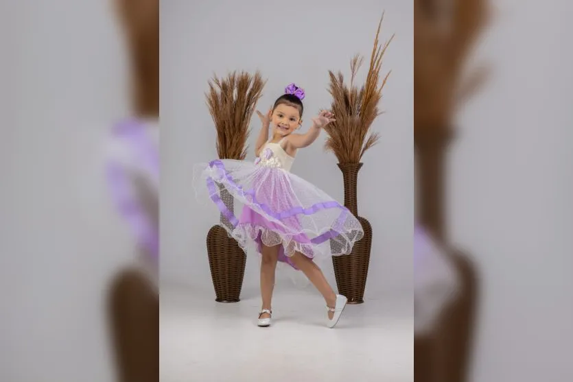 Mini influenciadora de Arapongas faz sucesso em Brasília