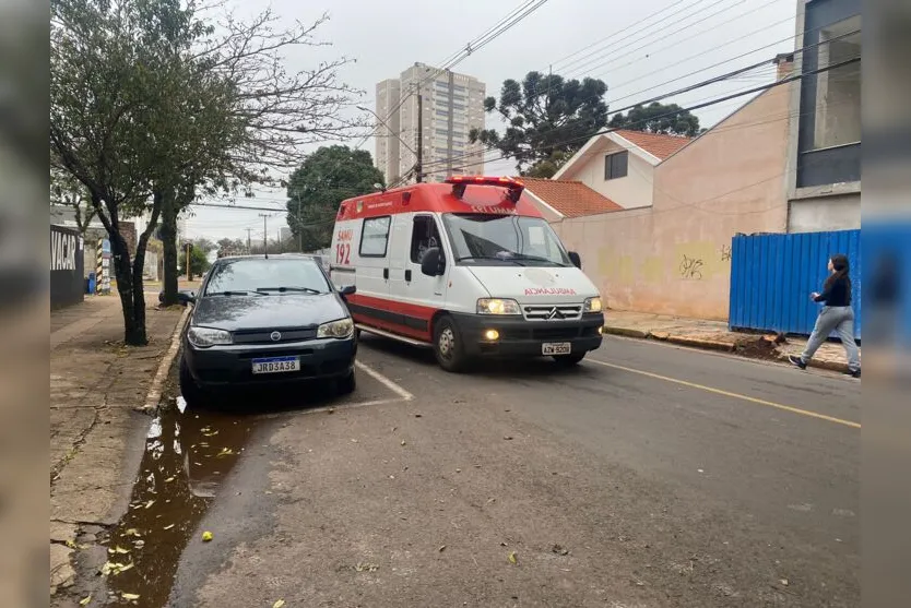 Motociclista machuca o ombro após acidente em Apucarana