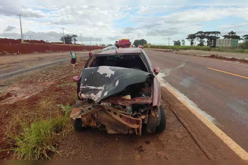 Motorista fica ferido em acidente na PR-466, em Ivaiporã