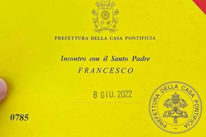  O governador também deu uma entrevista à Rádio Vaticano e destacou o apoio de entidades filantrópicas ligadas à Igreja Católica 
