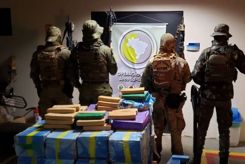  Operação integrada apreende meia tonelada de maconha - 