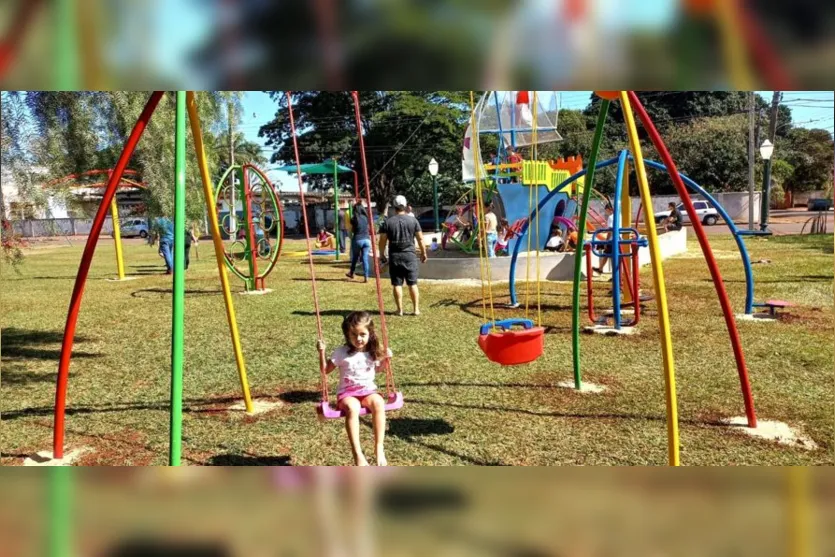 Parque temático de Arapongas faz sucesso entre as crianças