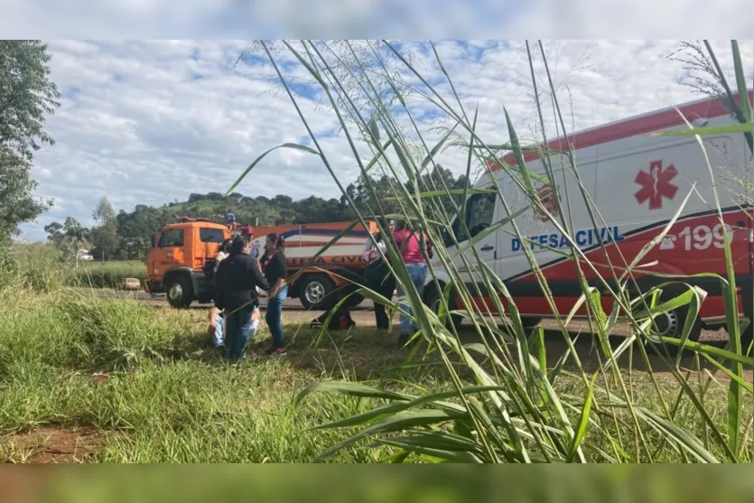 Passageiro fica ferido após carro capotar em Jandaia do Sul