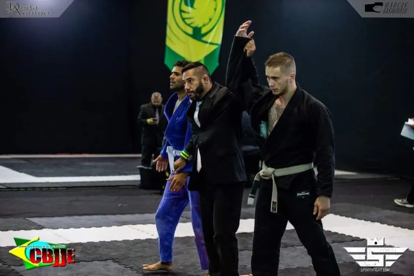 Pedro após vitória no Ginásio Poliesportivo Do Ibirapuera, em São Paulo 