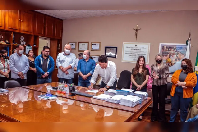 Prefeito autoriza licitação do Hospital de Apucarana