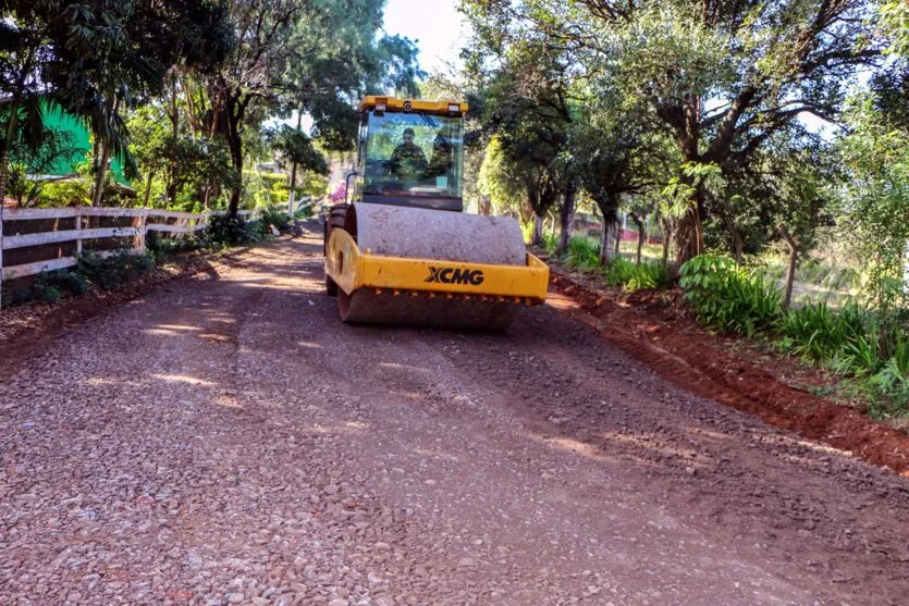 Ruas de acesso ao Loteamento de Chácaras Mate Amargo são recuperadas