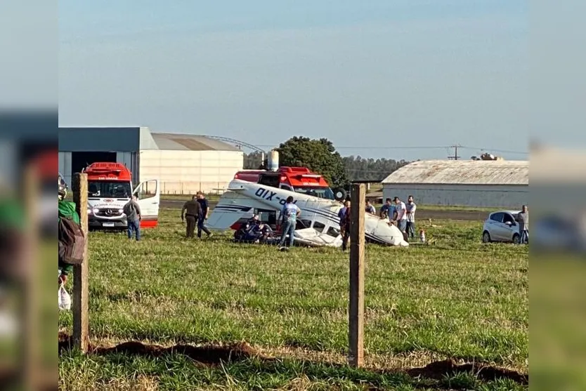  Samu e Corpo de Bombeiros estão no local do acidente nesta tarde de sábado (25) 