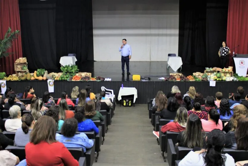  A capacitação reuniu merendeiras e auxiliares de cozinha 