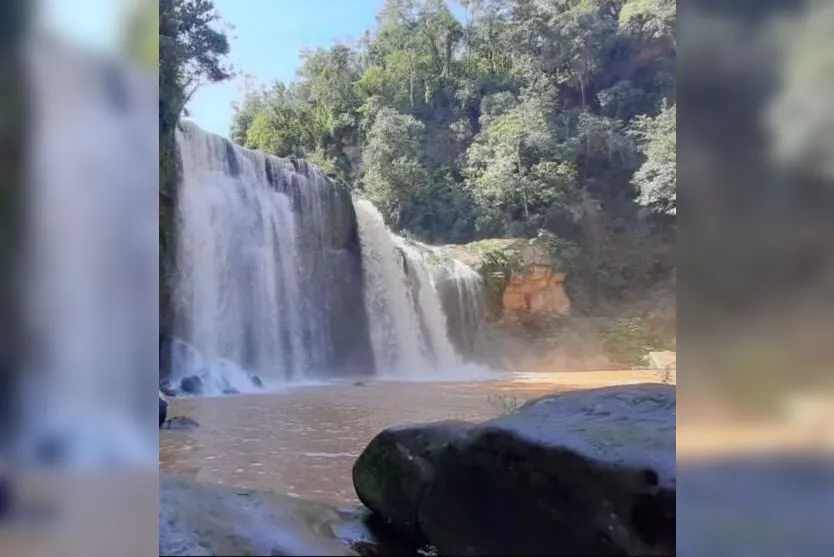  Cachoeira Véu de Noiva está entre os pontos turísticos mais conhecidos 