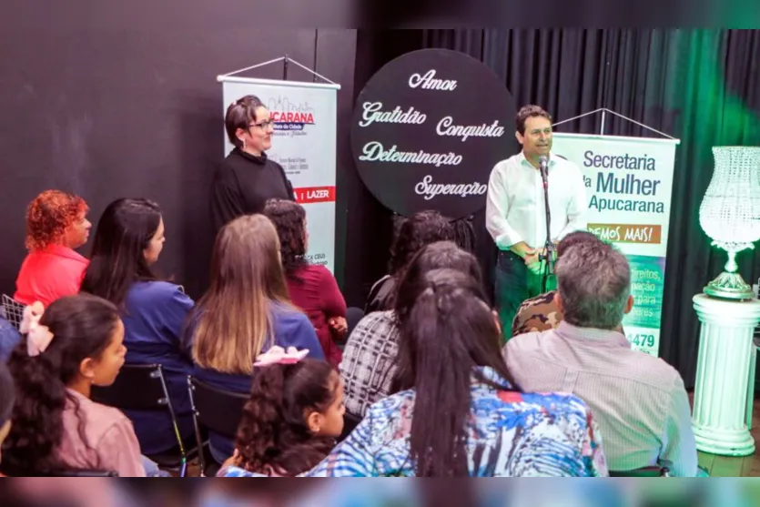 Centro da Mulher forma 113 novas profissionais em Apucarana