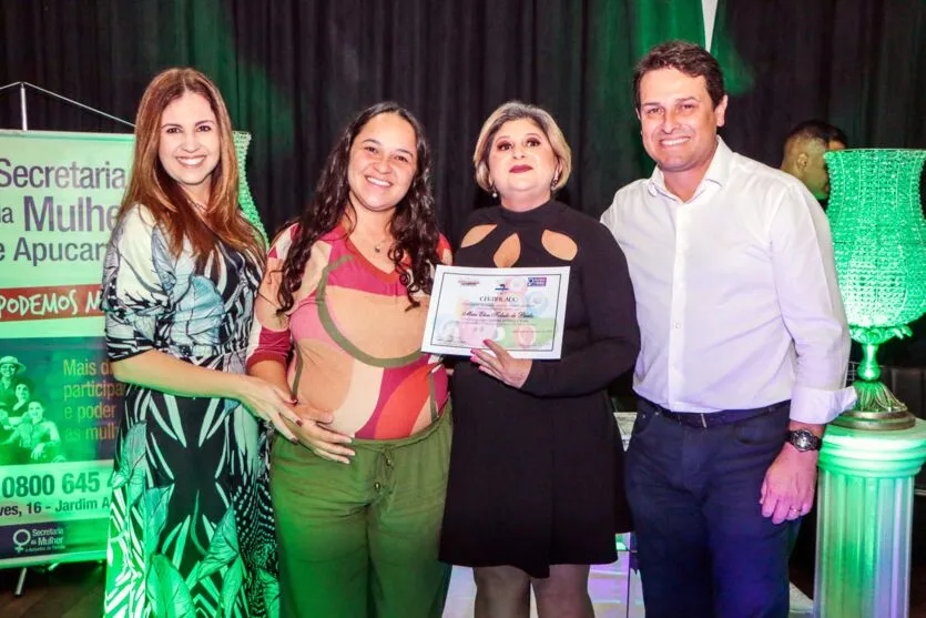 Centro da Mulher forma 113 novas profissionais em Apucarana