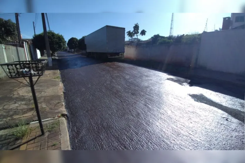 Codar executa serviço de melhoria asfáltica em Arapongas; confira