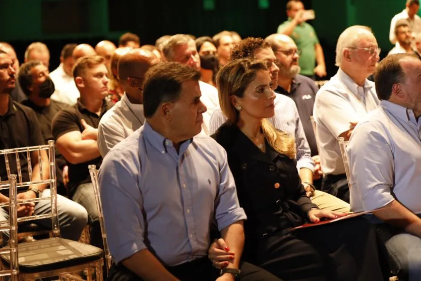  Evento reuniu empresários, autoridades e corretores de imóveis de Apucarana 