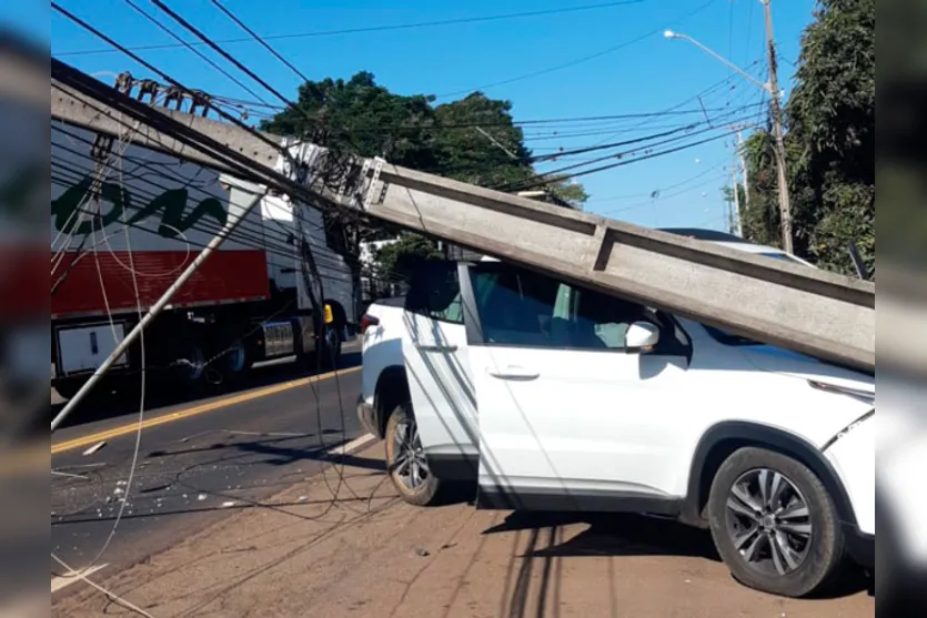  Fiat Toro atingiu um poste em Califórnia, na BR-376 