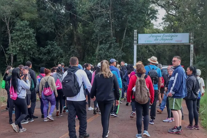  Mais de 700 pessoas participaram neste último domingo da 11ª Caminhada Internacional da Juruba 