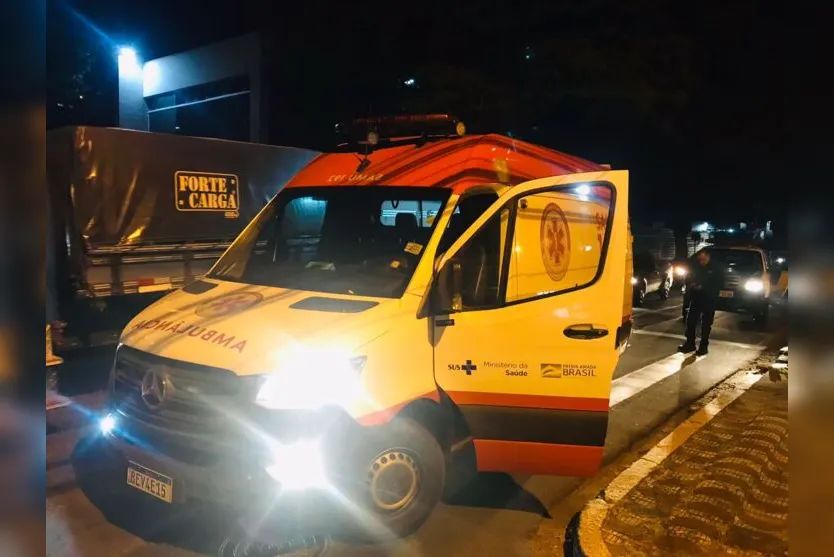  O Sistema de Atendimento Móvel de Urgência (Samu) foi chamado na noite desta segunda-feira (11) 