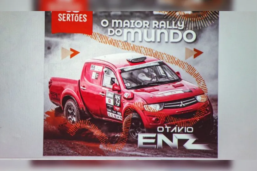  O comboio de carros, caminhonetes, motos, UTVs e quadriciclos larga de Foz do Iguaçu (PR) 