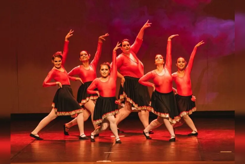  O grupo é composto por 26 pessoas, entre alunos, professoras e responsáveis 