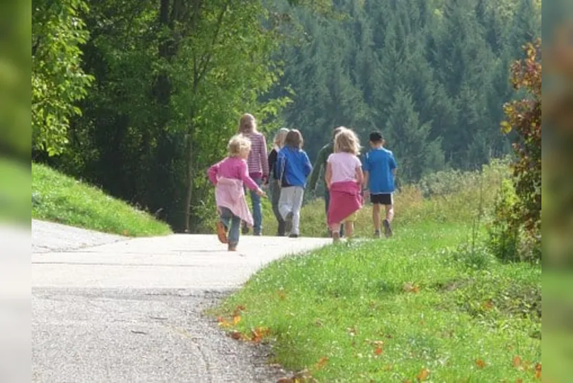  Os passeios ao ar livre ajudam a gastar energia 