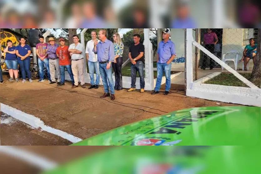 Prefeito de Ivaiporã entrega ambulância no distrito do Santa Bárbara